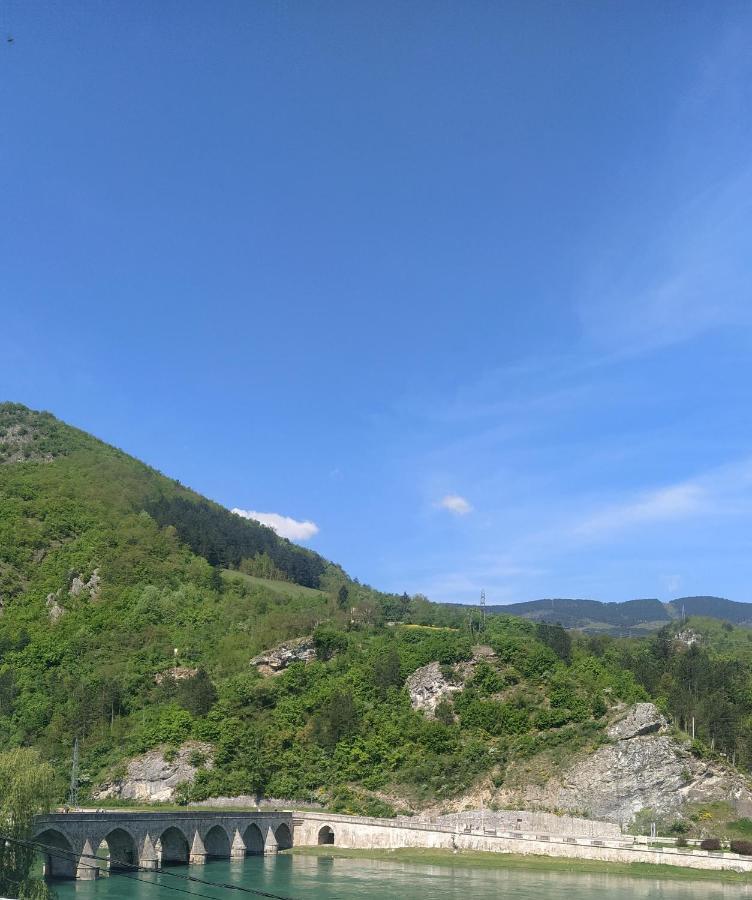Apartman Trg Višegrad Exteriör bild