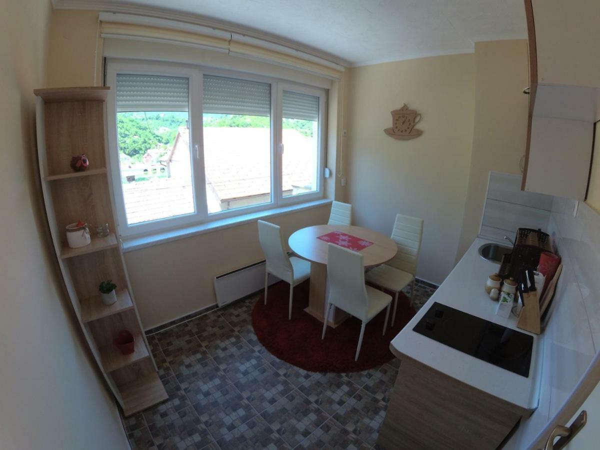 Apartman Trg Višegrad Exteriör bild
